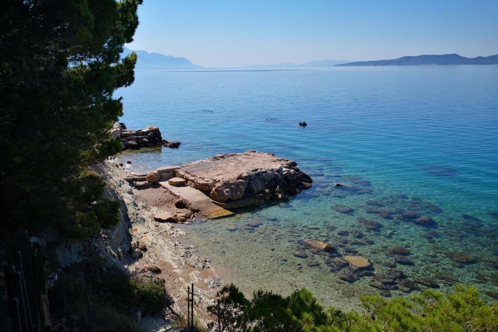 Beautiful Apartment 80 M From The Sea Marusici  Exterior foto